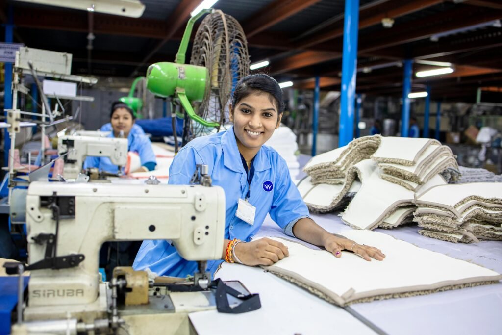 Gujarat Shops and Establishments (Amendment) Bill, 2026: 10-Hour Workday & Women’s Night Shifts Approved